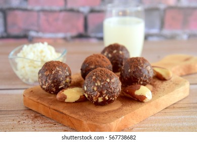 Brazil Nut Coconut Chocolate Energy Balls