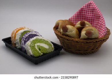 bread, bakery, cake, put in the basket,Include Clipping Path.