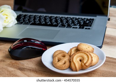 bread, cookies