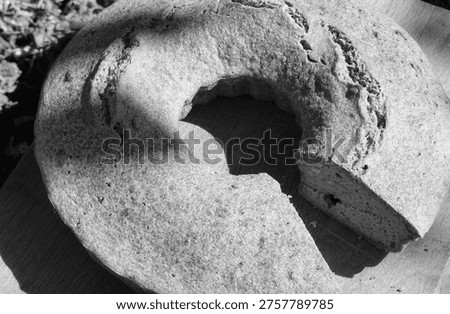 Bread Ring Rustic Homemade Cut Closeup Texture Food Blackwhite