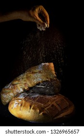 
bread sprinkled with flour