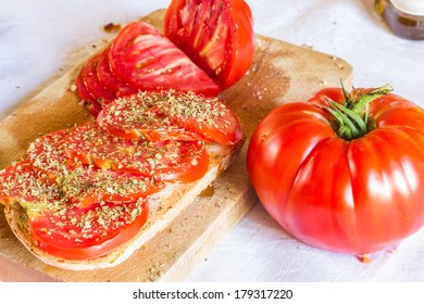 Bread with tomato and basil