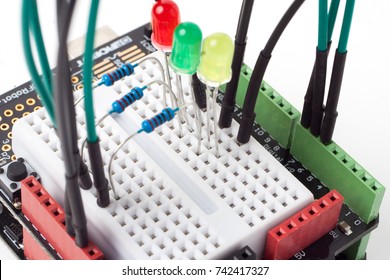 Breadboard Connected Arduino Stock Photo 742417327 | Shutterstock