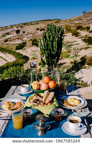 Breakfast at Agriturismo bed and breakfast at Sicily Italy, beautiful historical old farm renovated as BB Sicilia Foto d'archivio © 