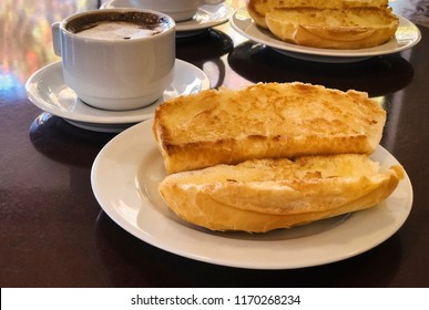 Pão Francês E Café: imagens, fotos e vetores stock | Shutterstock