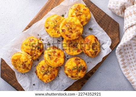 Breakfast egg muffins or egg bites with potato, bacon and cheddar