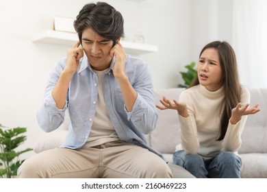 Breakup And Depressed, Asian Young Quarrel  Couple Love Fight Relationship In Trouble. Different People Are Emotion Angry. Argue Wife Has Expression, Upset With Husband. Problem Of Family People.