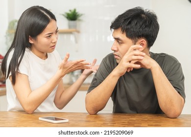 Breakup And Depressed, Asian Young Quarrel  Couple Love Fight Relationship In Trouble. Different People Are Emotion Angry. Argue Husband Has Expression, Upset With Wife. Problem Of Family People.