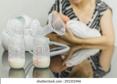 breast pump, mothers breast milk is the most healthy food for newborn baby