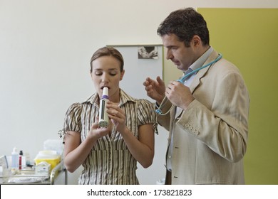 Breathing, Spirometry In A Woman