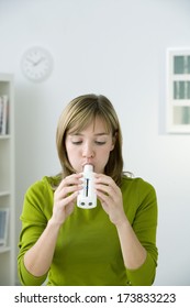 Breathing, Spirometry In A Woman