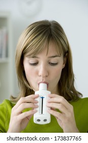 Breathing, Spirometry In A Woman