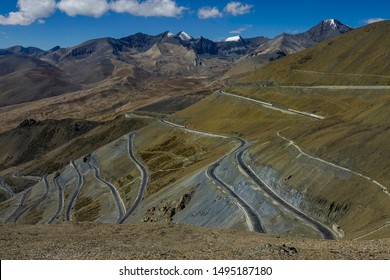 263,606 Mountain pass Stock Photos, Images & Photography | Shutterstock