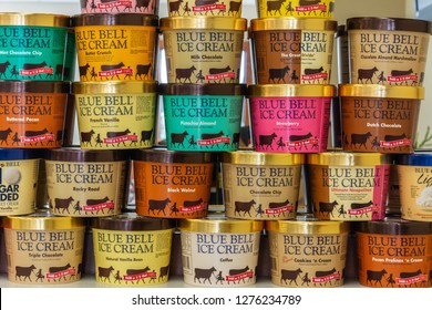 2,157 Ice cream bell Images, Stock Photos & Vectors | Shutterstock