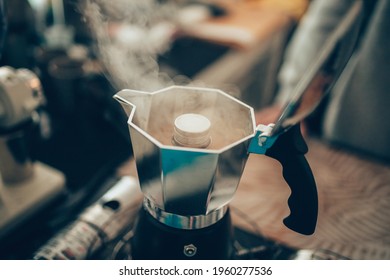 Moka 图片 库存照片和矢量图 Shutterstock