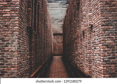 Brick Wall, Inhotim Museum