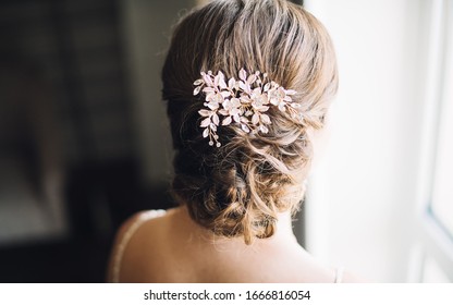 Bridal Bun Hairstyle For Indian Pakistani Women