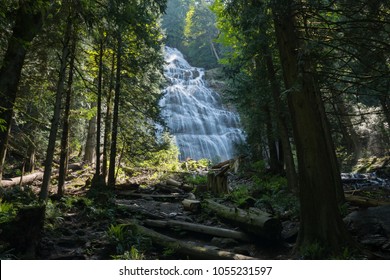 Bridal Veil Falls Canada Images Stock Photos Vectors Shutterstock