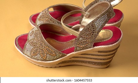 dulhan chappal price