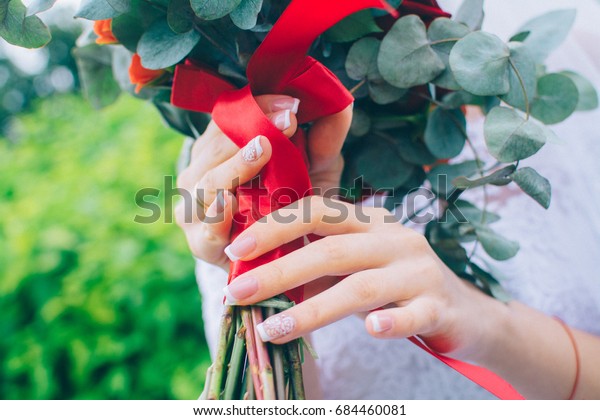 Bride and groom
flowers