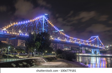 Bridge Brisbane different point of view - Shutterstock ID 1006779181