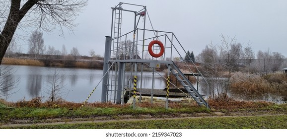 Bridge Designed For Sea Survival Training 