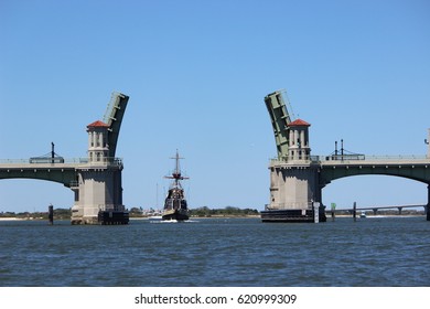 Bridge Of Lions Drawbridge Open