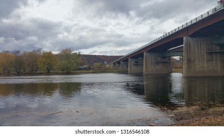 Bridge Over The Delaware River, Port Jervis New York