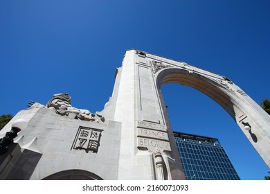 Bridge Of Remembrance Arch In Christchurch, New Zealand. Landmarks Of Christchurch.