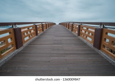 Bridge, Vanishing Point