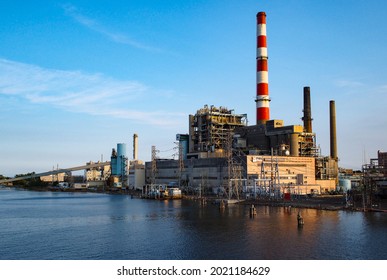 Bridgeport, CT, US - July 18, 2021: PSEG Bridgeport Harbor Station Coal Power Plant, Retired May 31, 2021. Unit 3 At Bridgeport Harbor Was The Last Of PSEG's Wholly Owned And Operated Coal Plants.