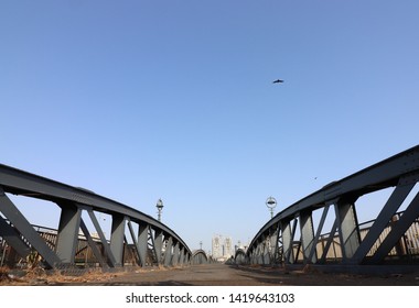 A Bridgescape Of Ellis Bridge