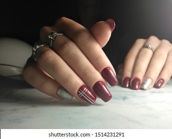 Burgundy Nails Images Stock Photos Vectors Shutterstock