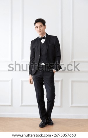 A bright and lovely couple's studio date pictorial
