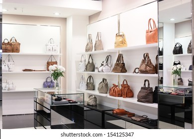 Bright And Luxury European Bag And Jewelery Store