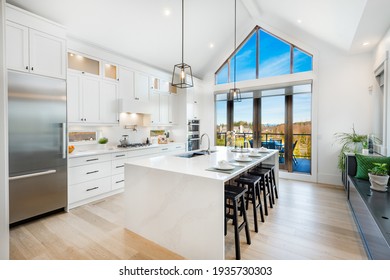 Bright, Spacious And Modern Farmhouse Style Kitchen