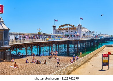        Brighton beach, Brighton and Hove, East Sussex,England, UK June 27th 2018, Brighton seafront and beach activities, crowds in sweltering record temperatures                       