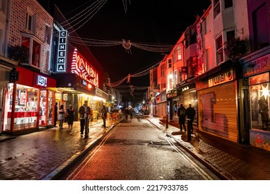 Brighton, UK. September 20, 2022. Night City Life In Brighton, UK. Illuminated Streets With Bars, Clubs And Street Art.