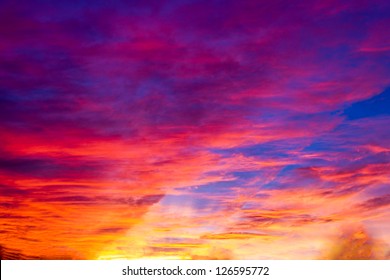 Brilliant Blazing Intensely Colorful Sunset Sky Stock Photo 126595772 ...