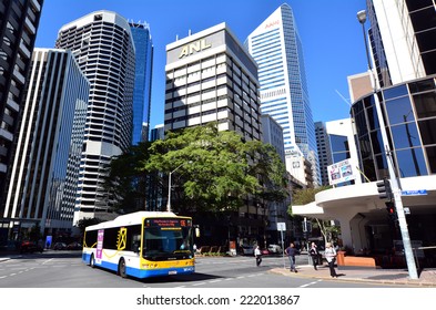 BRISBANE, AUS - SEP 26 2014: Bus Transportation In Brisbane CBD.Brisbane Transport Operating Bus Services Under The TransLink Integrated Public Transport Scheme In Brisbane.