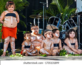 Brisbane, Australia : Aboriginal Children Perform Traditional Arts At A Festival In Brisbane, Australia (11-2007) .