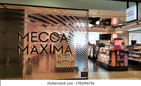 Brisbane, Australia - Jun 2020: Shop Font View Of Mecca Maxima Cosmetics Store At Free Tax Zone Of Airport. They Offer Various Brand Of Cosmetics Product , Exceptional Service And Beauty Expertise.