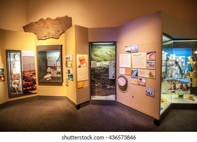 554 Queensland museum Images, Stock Photos & Vectors | Shutterstock