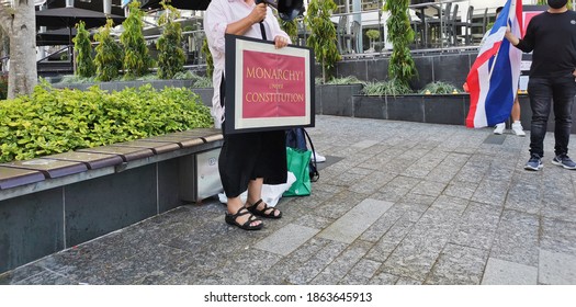 BRISBANE, AUSTRALIA - NOVEMBER 29, 2020: Group Of Protesters Rally To Protest The Dictatorship Of The Thai Prime Minister Prayuth Chan-ocha And Bring Thai Monarchy To Be Under The Constitution