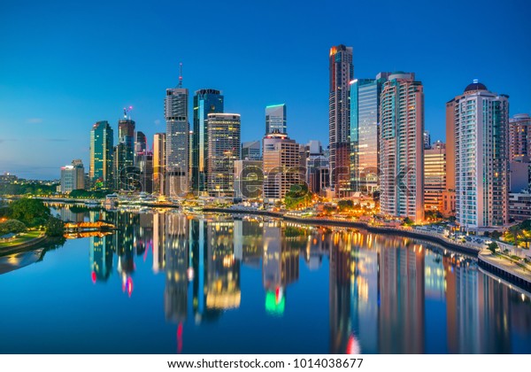 Brisbane. Cityscape image of Brisbane skyline,\
Australia during\
sunrise.