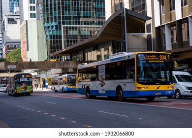 Brisbane, Queensland Australia 03 02 2021: Public Buses And Cars In Brisbane Australia