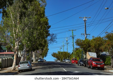 Brisbane, Queensland / Australia 11 02 2020: Trees And Cars On A Brisbane Suburb