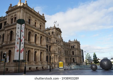 Brisbane, Queensland Australia - March 29 2020: An Empty Brisbane Square Without People And Treasury Casino Building At The Background