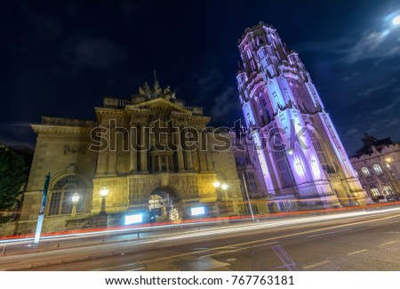 Bristol Museum and Art Gallery beside Wills Memorial Building by night, Long Exposure Night Photography