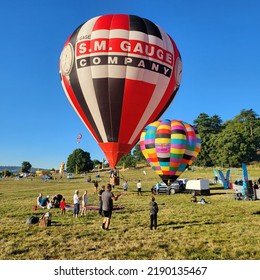 Bristol, The UK - 11 August 2022 - This Is Hot Ballon Festival In Bristol At Summer Time